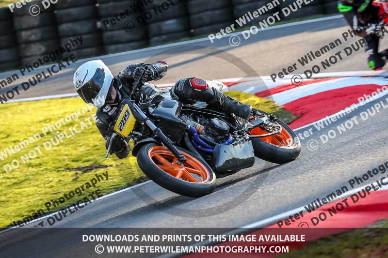 cadwell no limits trackday;cadwell park;cadwell park photographs;cadwell trackday photographs;enduro digital images;event digital images;eventdigitalimages;no limits trackdays;peter wileman photography;racing digital images;trackday digital images;trackday photos